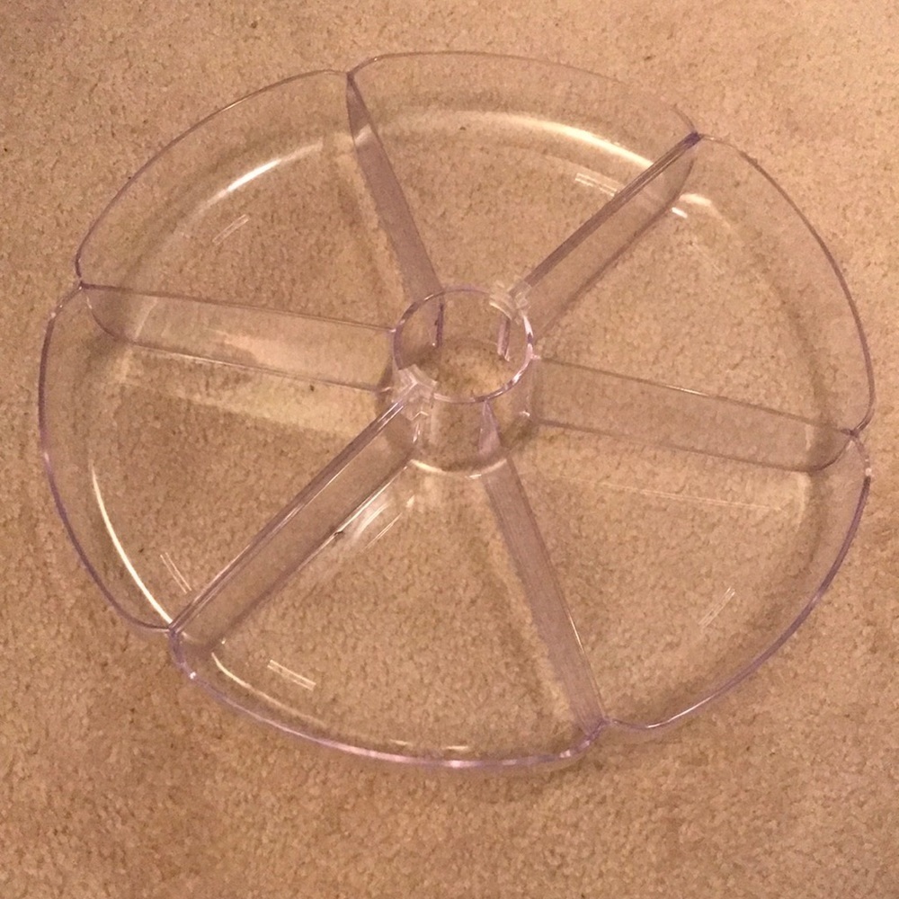Large clear 6-compartment serving tray